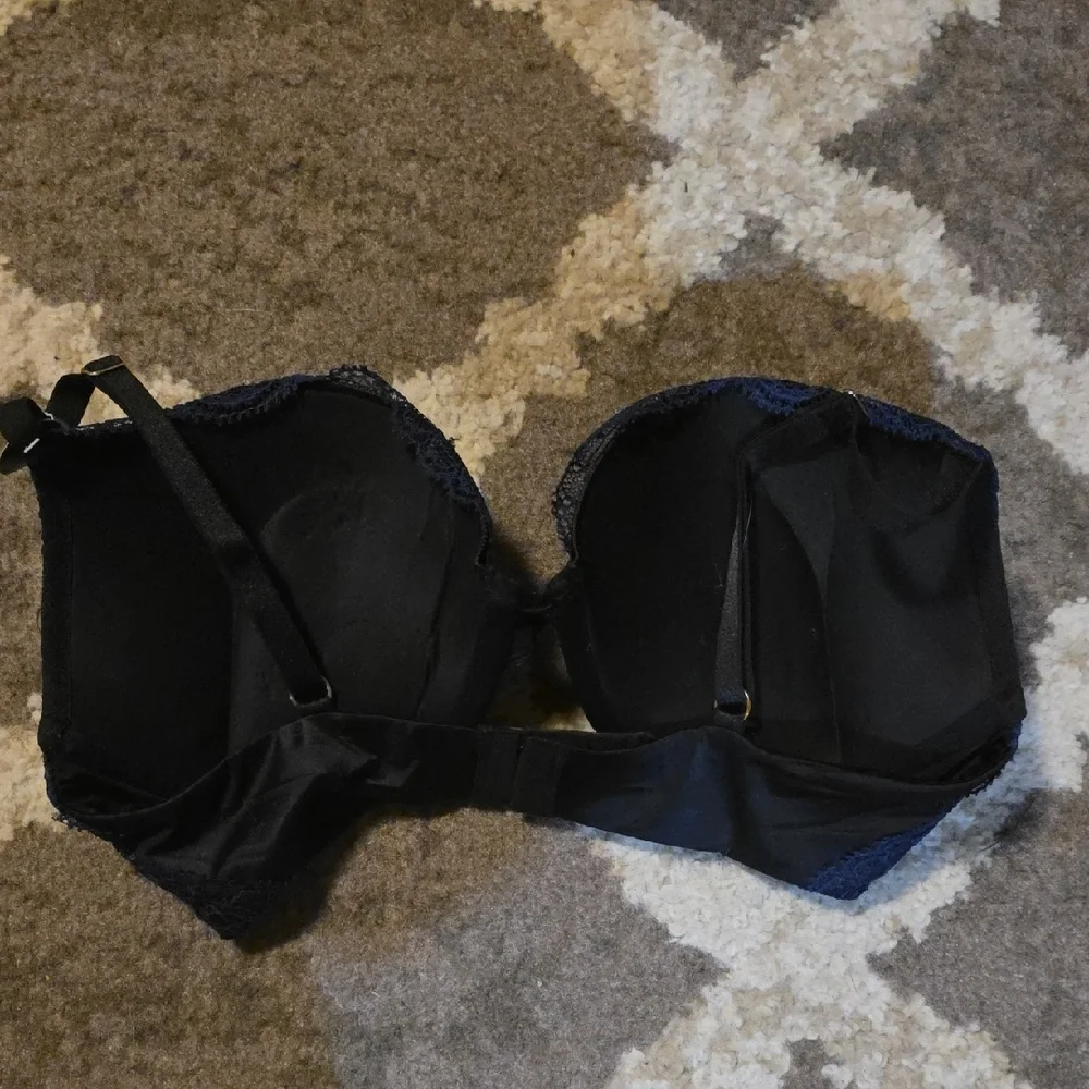 Women's Blue Lace Bra - Picture 2 of 2